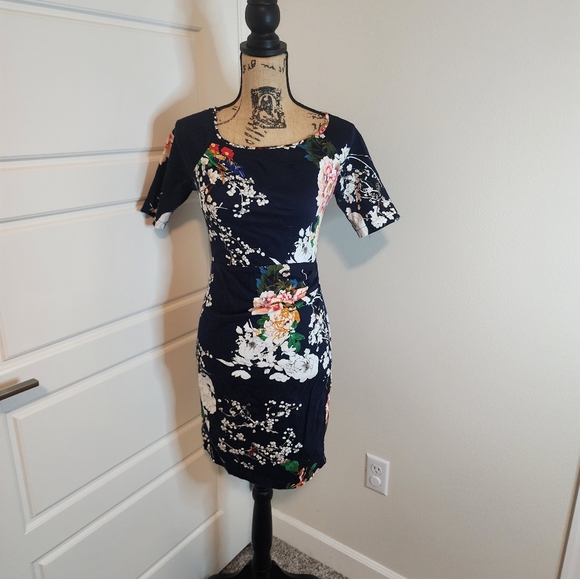 UTTAM Boutique Floral Cocktail Dress size US 2/4 - Picture 3 of 11